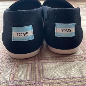 TOMS canvas shoes, black, barely worn